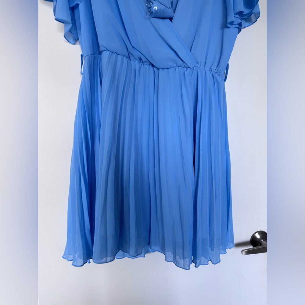Elegant Blue Pleated Dress - NWT - Picture 3 of 9